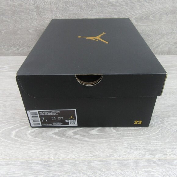 Air Jordan 1 Mid Sail White Sneakers GS Size 7Y / Womens Size 8.5 NEW - Picture 12 of 13